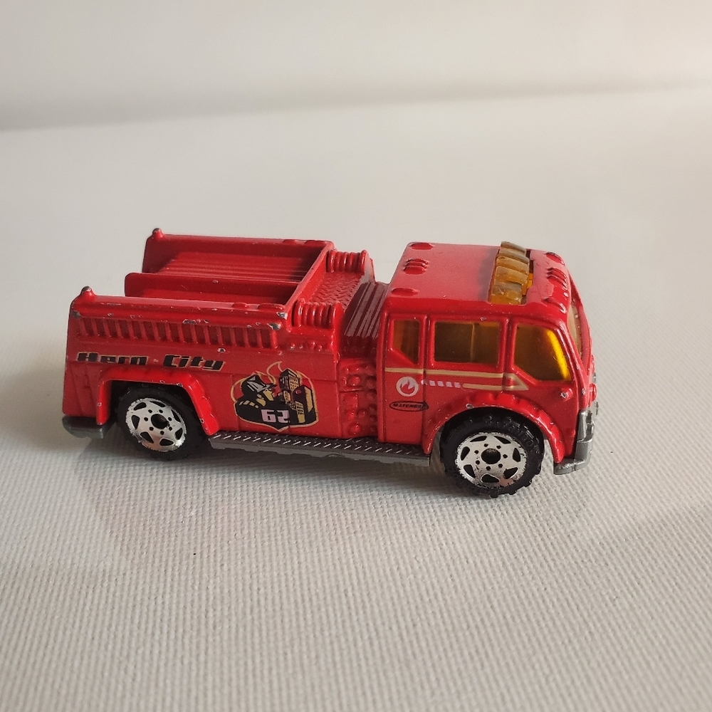 Vintage 2001 "Water Pumper" Matchbox